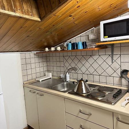 Ferienwohnung La Mansarda Di Melo CTA Exterior foto